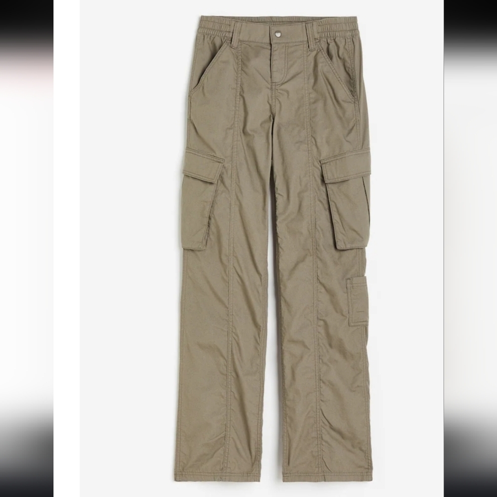 3/$30 NWOT H&M Divided 100% Cotton Cargo Relaxed Fit